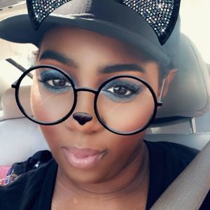 Meet your Posher, Karlyn